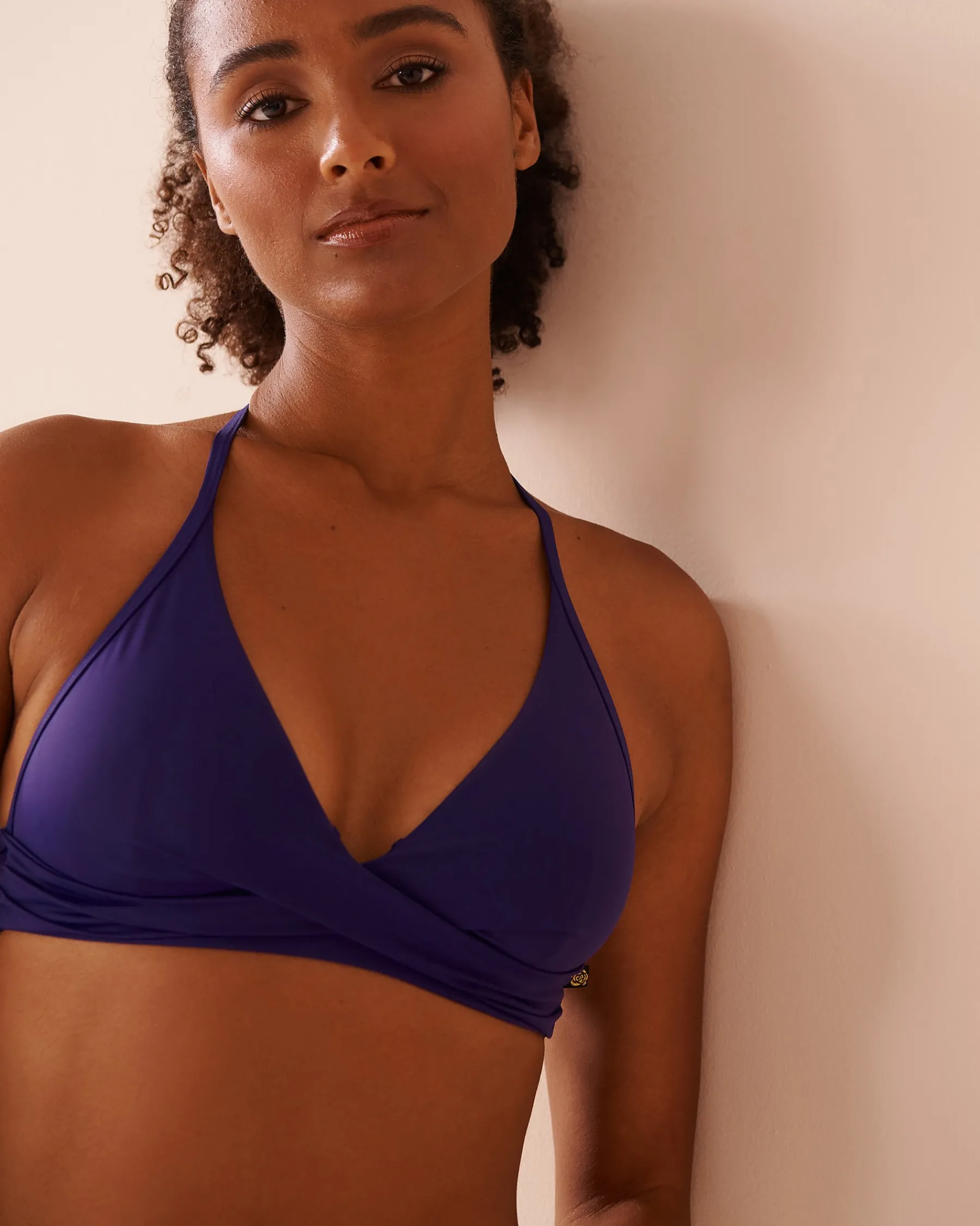 Clearance Criss-Cross Triangle Bikini Top A Splashing Escape|Tops